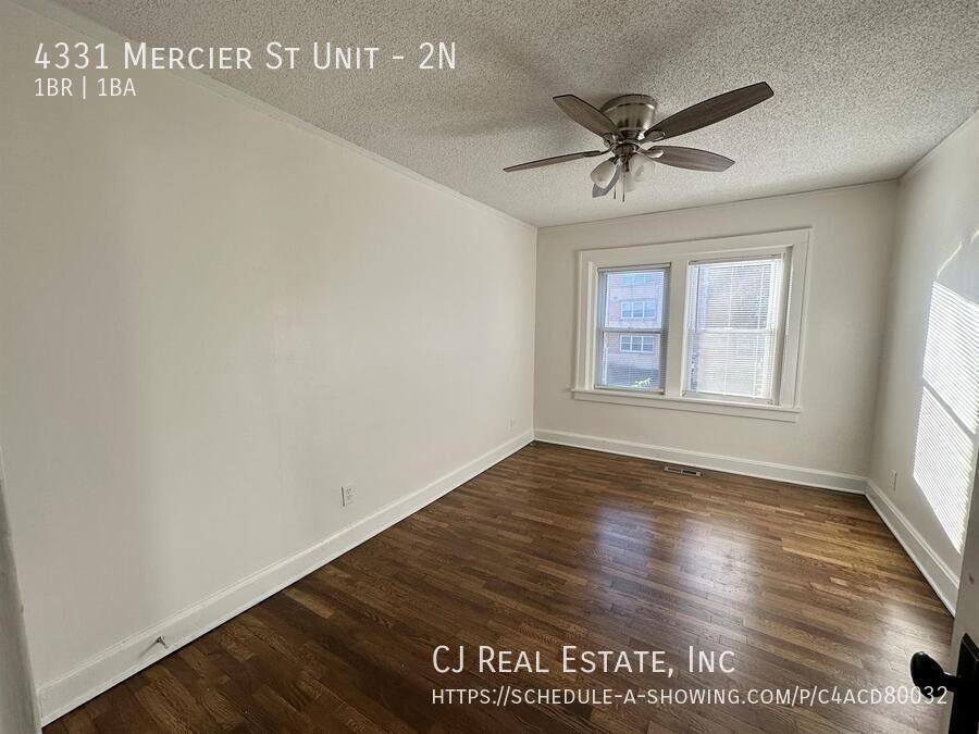 Apartment for rent at 4331 Mercier St #2N, Kansas City, MO 64111