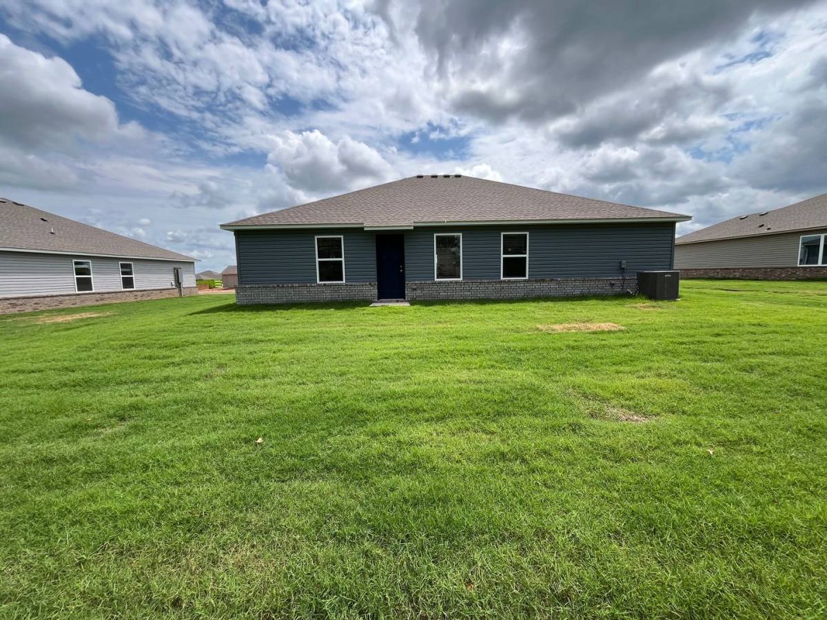 House for rent at 2620 Chittick St, Pea Ridge, AR 72751