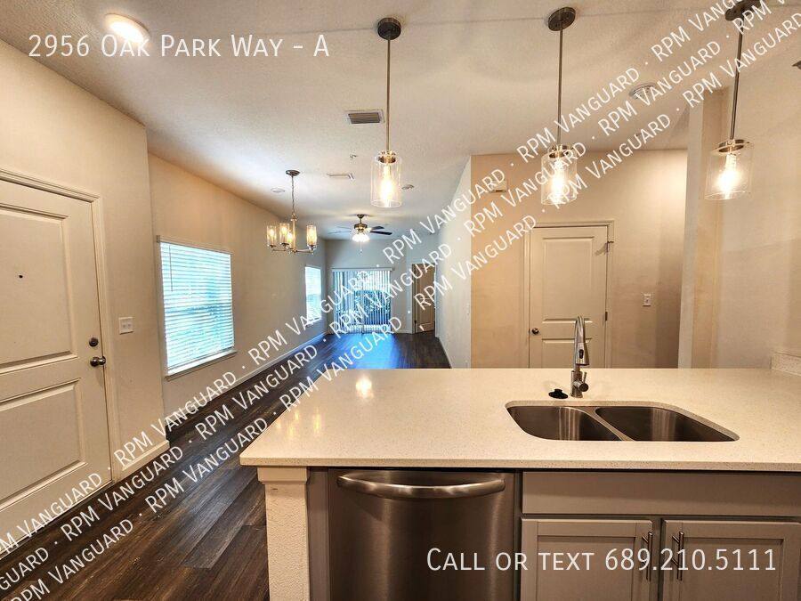 Townhouse for rent at 2956 Oak Park Way #A, Orlando, FL 32822