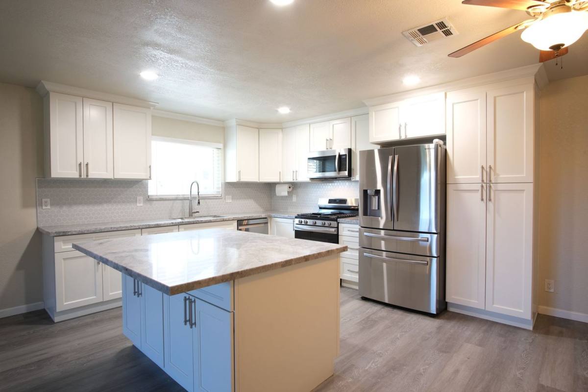 House for rent at 1058 Locust Ave, Manteca, CA 95337