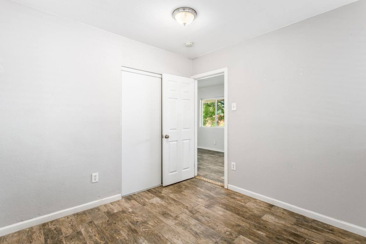 Apartment for rent at 14993 Yucca Ave, Fontana, CA 92335