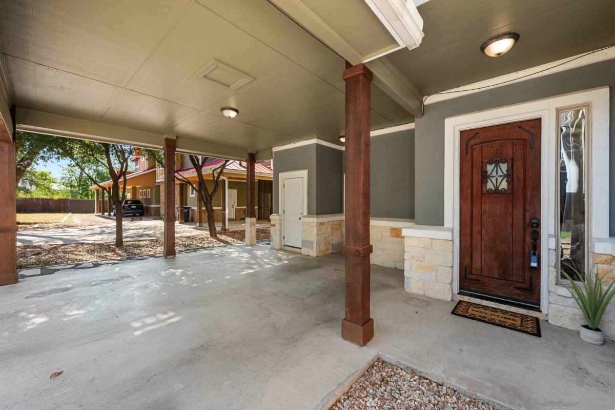 Townhouse for rent at 1009 Taulbee Lane #G, Austin, TX 78757