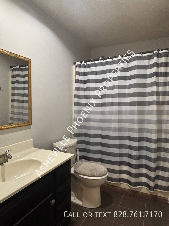House for rent at 6 Ashwood Dr, Asheville, NC 28803