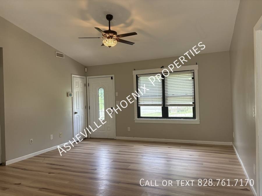 House for rent at 6 Ashwood Dr, Asheville, NC 28803