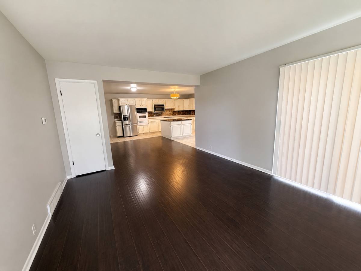 Apartment for rent at 1956 Crestmoor Court SE, Grand Rapids, MI 49508