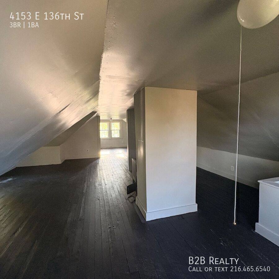 Apartment for rent at 4153 E 136th St, Cleveland, OH 44105