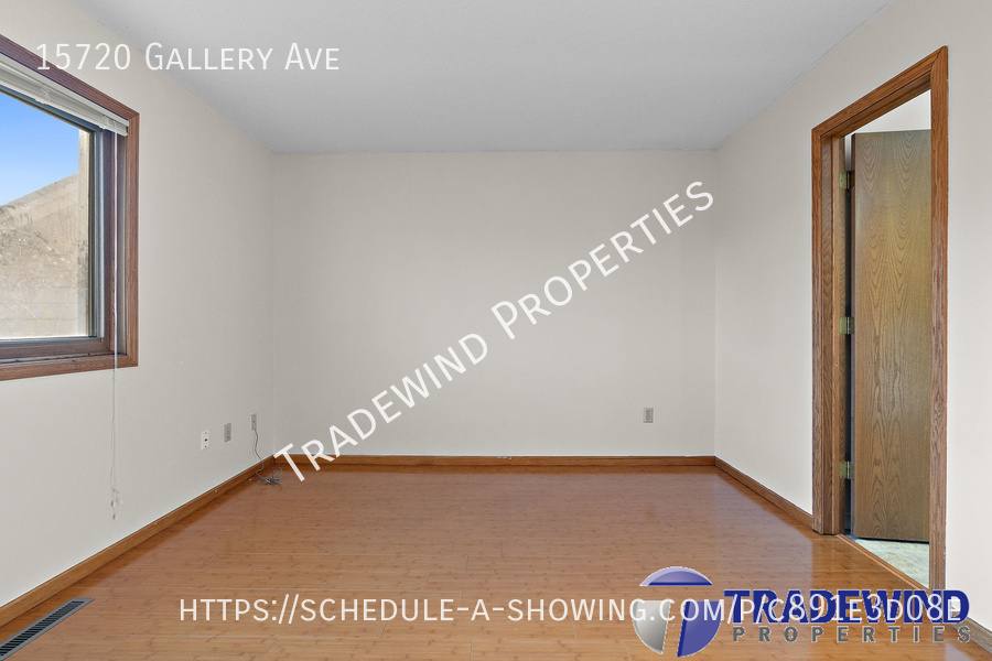 House for rent at 15720 Gallery Ave, Saint Paul, MN 55124