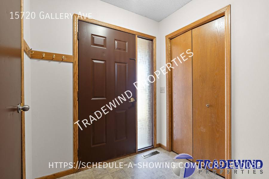House for rent at 15720 Gallery Ave, Saint Paul, MN 55124