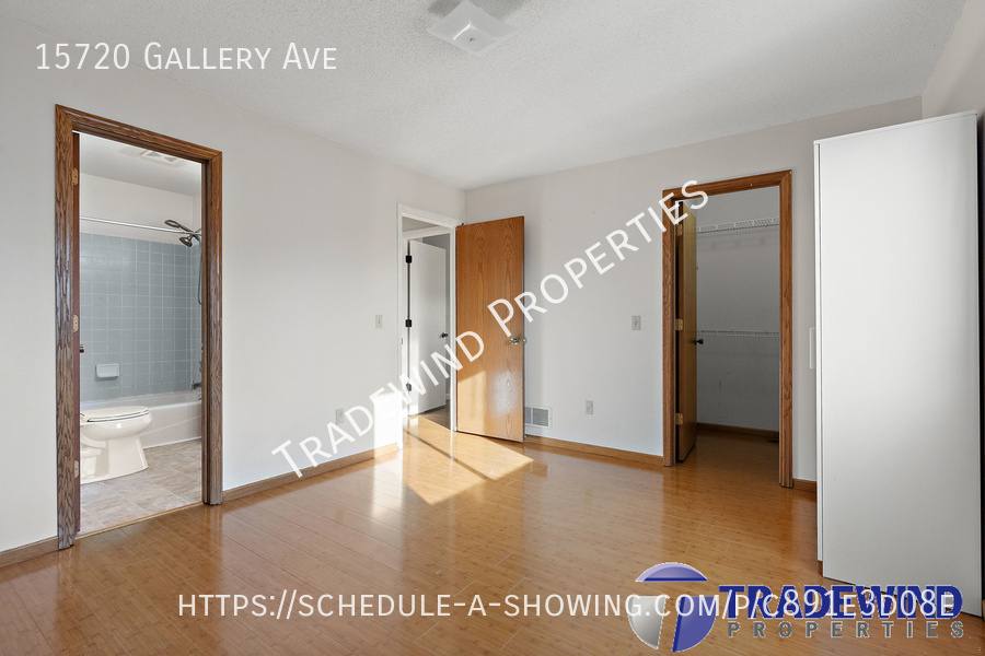 House for rent at 15720 Gallery Ave, Saint Paul, MN 55124