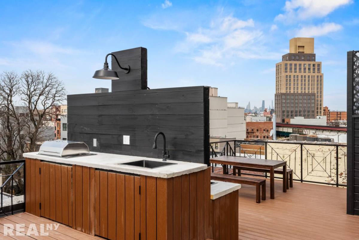 Apartment for rent at 16 Howard Ave #164C, Brooklyn, NY 11221