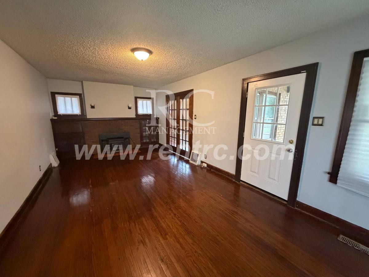 House for rent at 136 Griffin, Danville, IL 61832