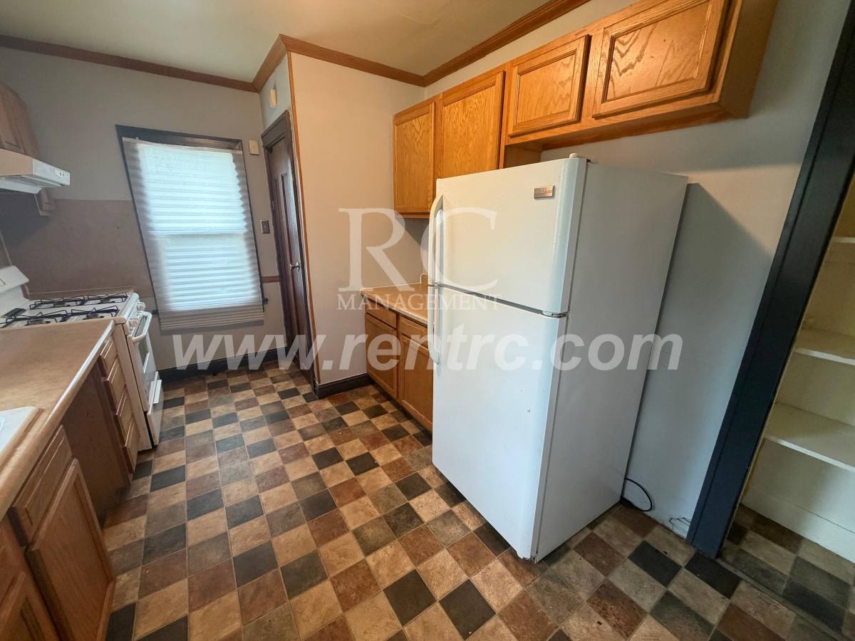 House for rent at 136 Griffin, Danville, IL 61832