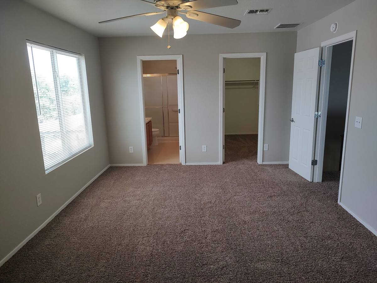 House for rent at 18768 S Avenida Rio Veloz, Sahuarita, AZ 85629