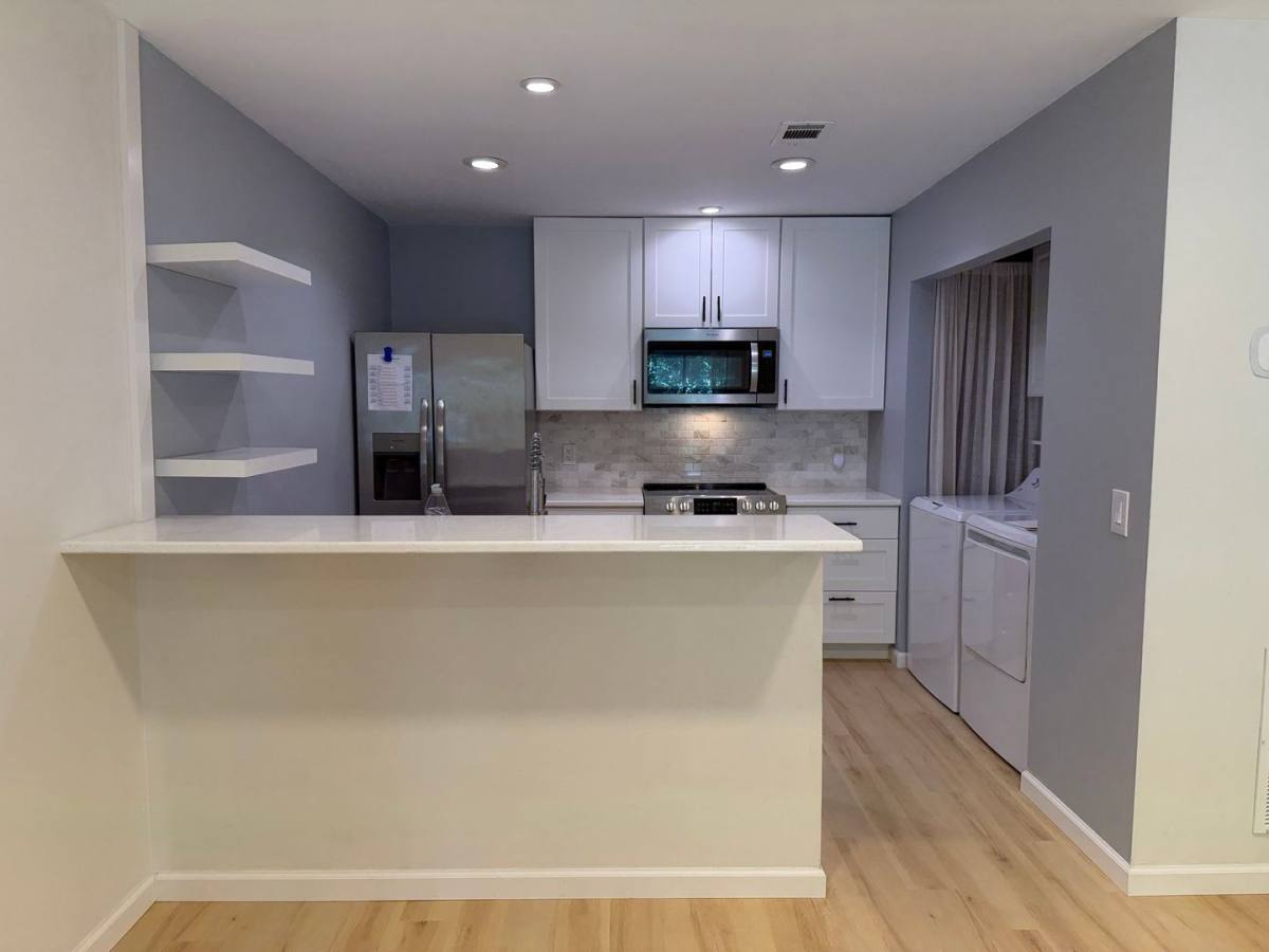 Condo for rent at 96 Mathews Dr, Hilton Head Island, SC 29926