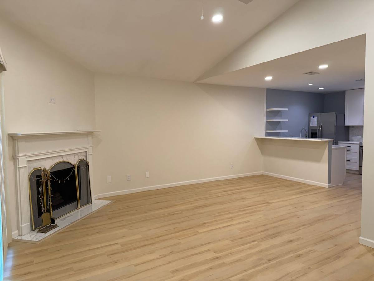 Condo for rent at 96 Mathews Dr, Hilton Head Island, SC 29926