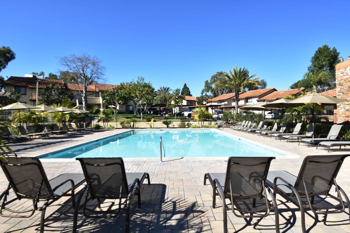 Apartment for rent at 1617 Live Oak Rd, Vista, CA 92081