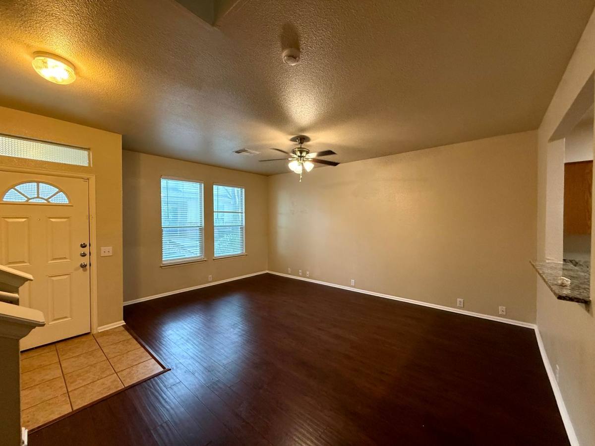 Townhouse for rent at 13516 Bristow Dawn, San Antonio, TX 78217