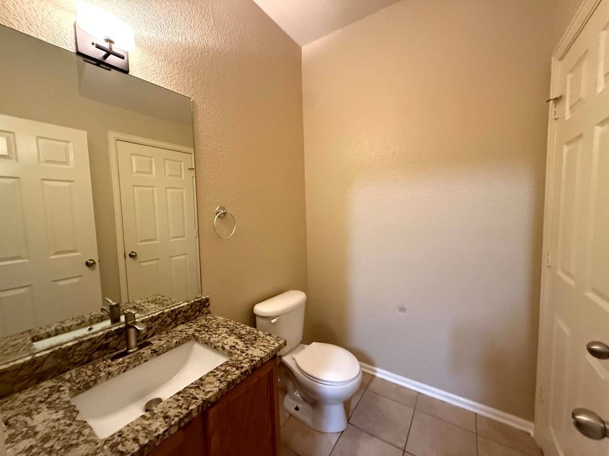 Townhouse for rent at 13516 Bristow Dawn, San Antonio, TX 78217