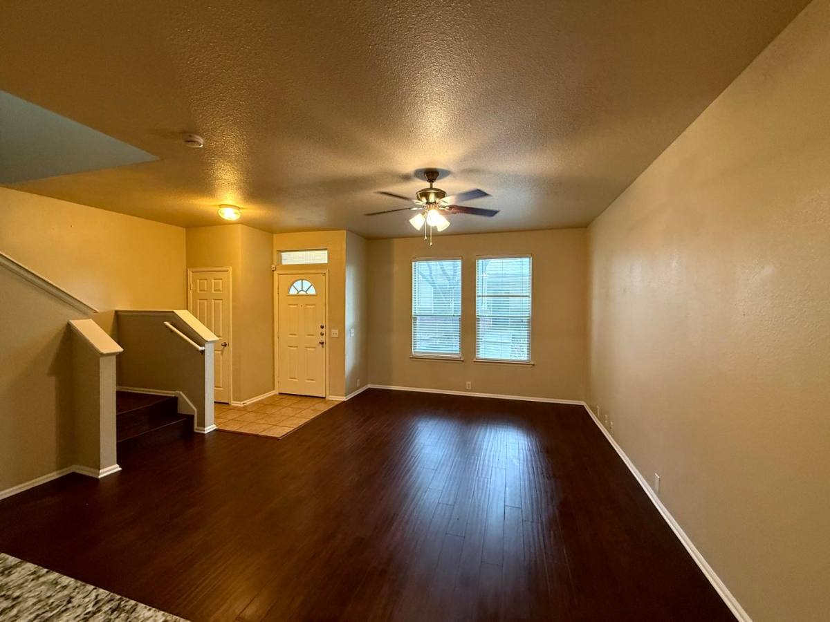 Townhouse for rent at 13516 Bristow Dawn, San Antonio, TX 78217