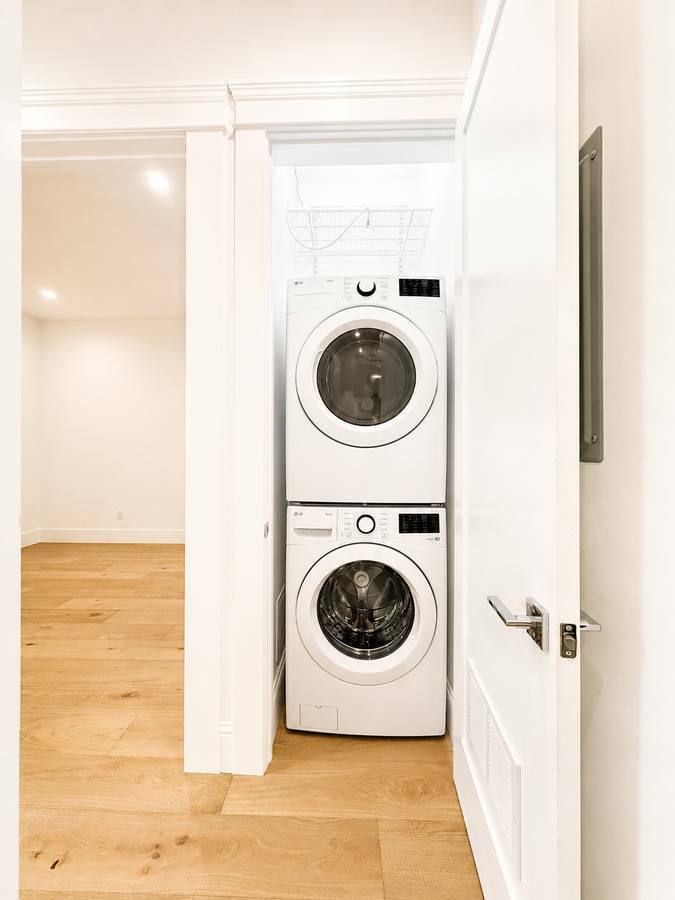 Apartment for rent at 572 Chestnut St, San Francisco, CA 94133
