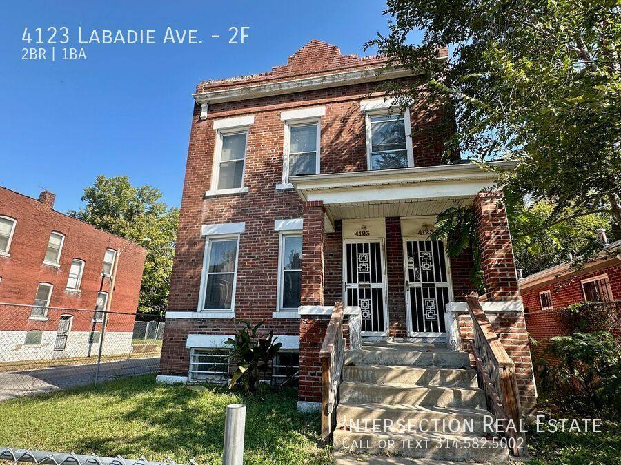 Apartment for rent at 4123 Labadie Ave #2F, Saint Louis, MO 63115