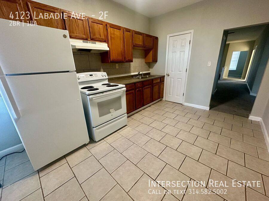 Apartment for rent at 4123 Labadie Ave #2F, Saint Louis, MO 63115