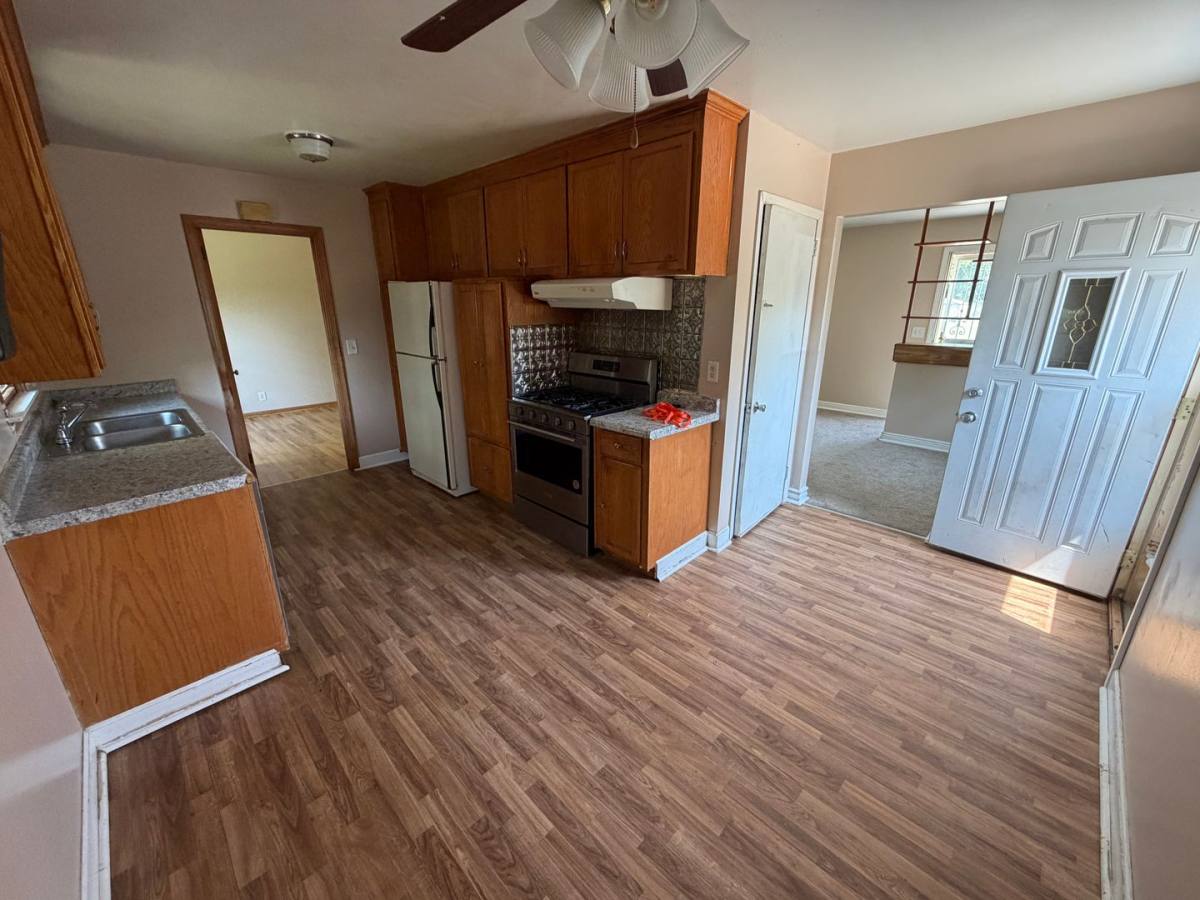 House for rent at 106 W 104th St, Minneapolis, MN 55420