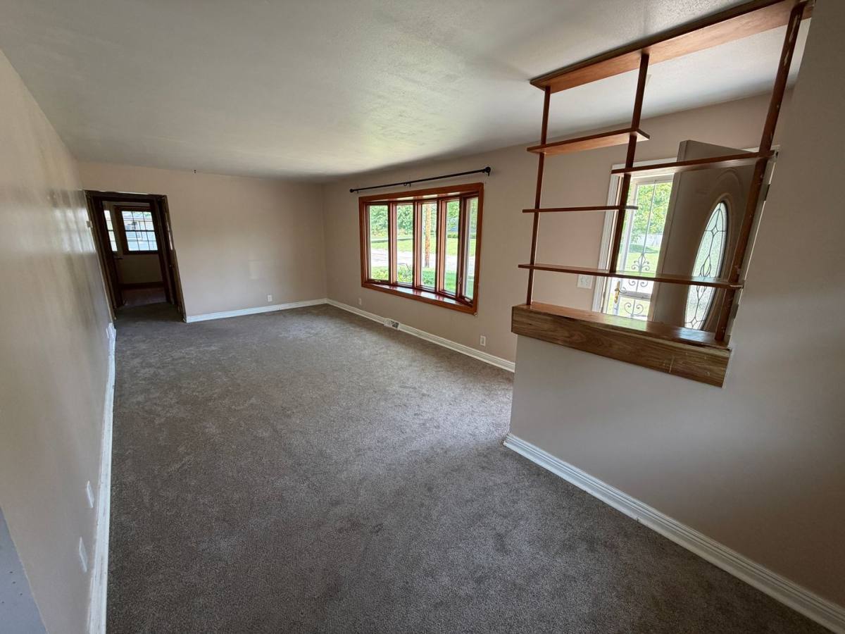 House for rent at 106 W 104th St, Minneapolis, MN 55420