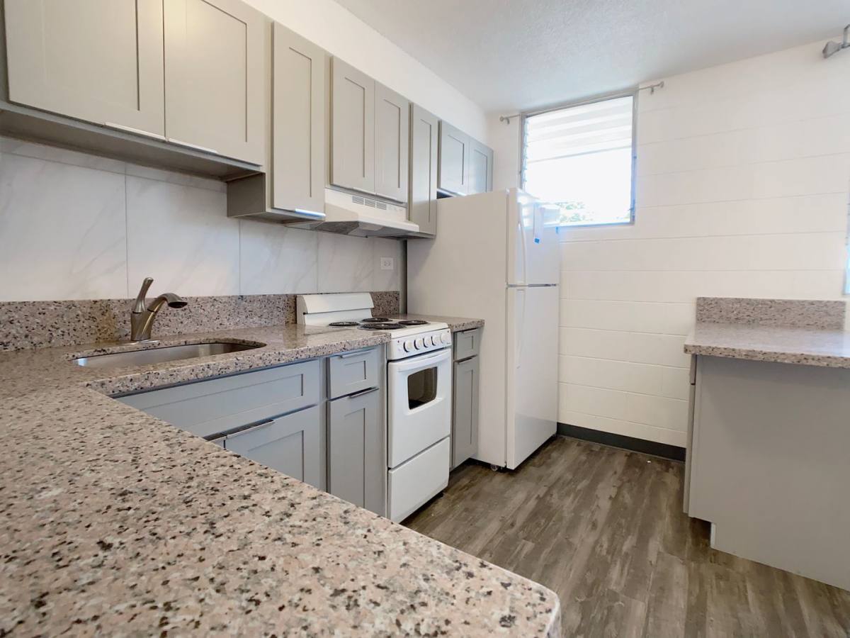 Apartment for rent at 2717 S King St #205, Honolulu, HI 96826