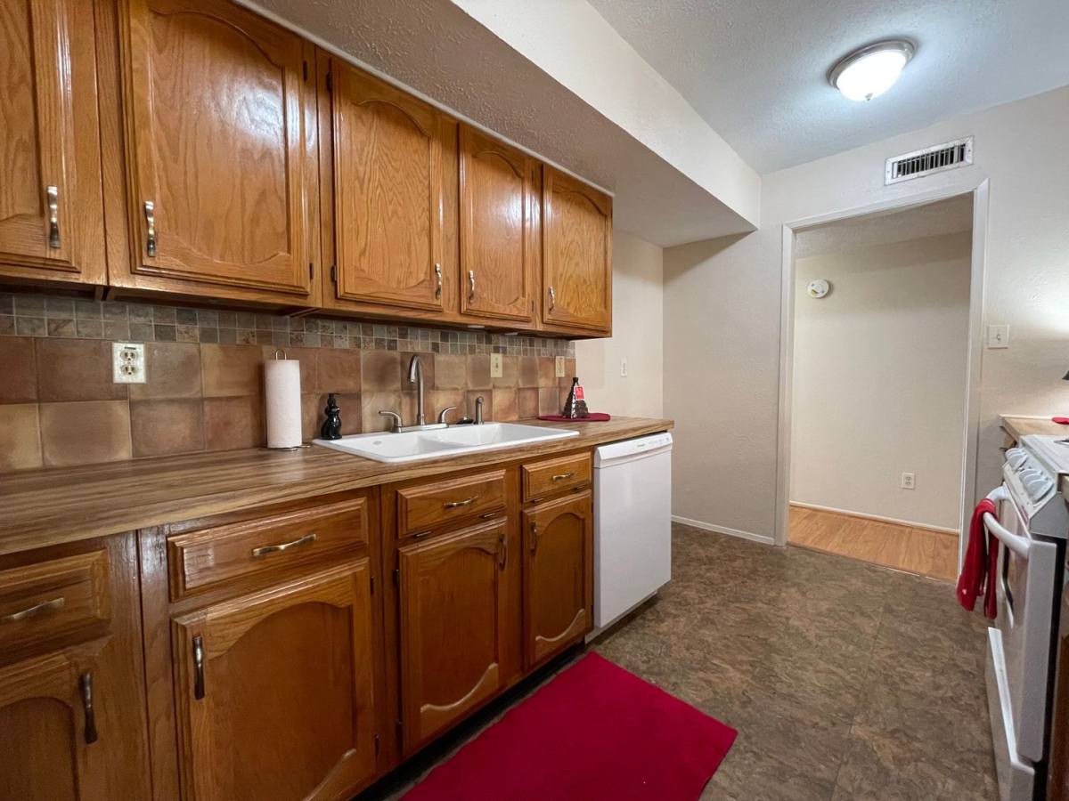 House for rent at 3832 Bridalwreath Dr, Fort Worth, TX 76133