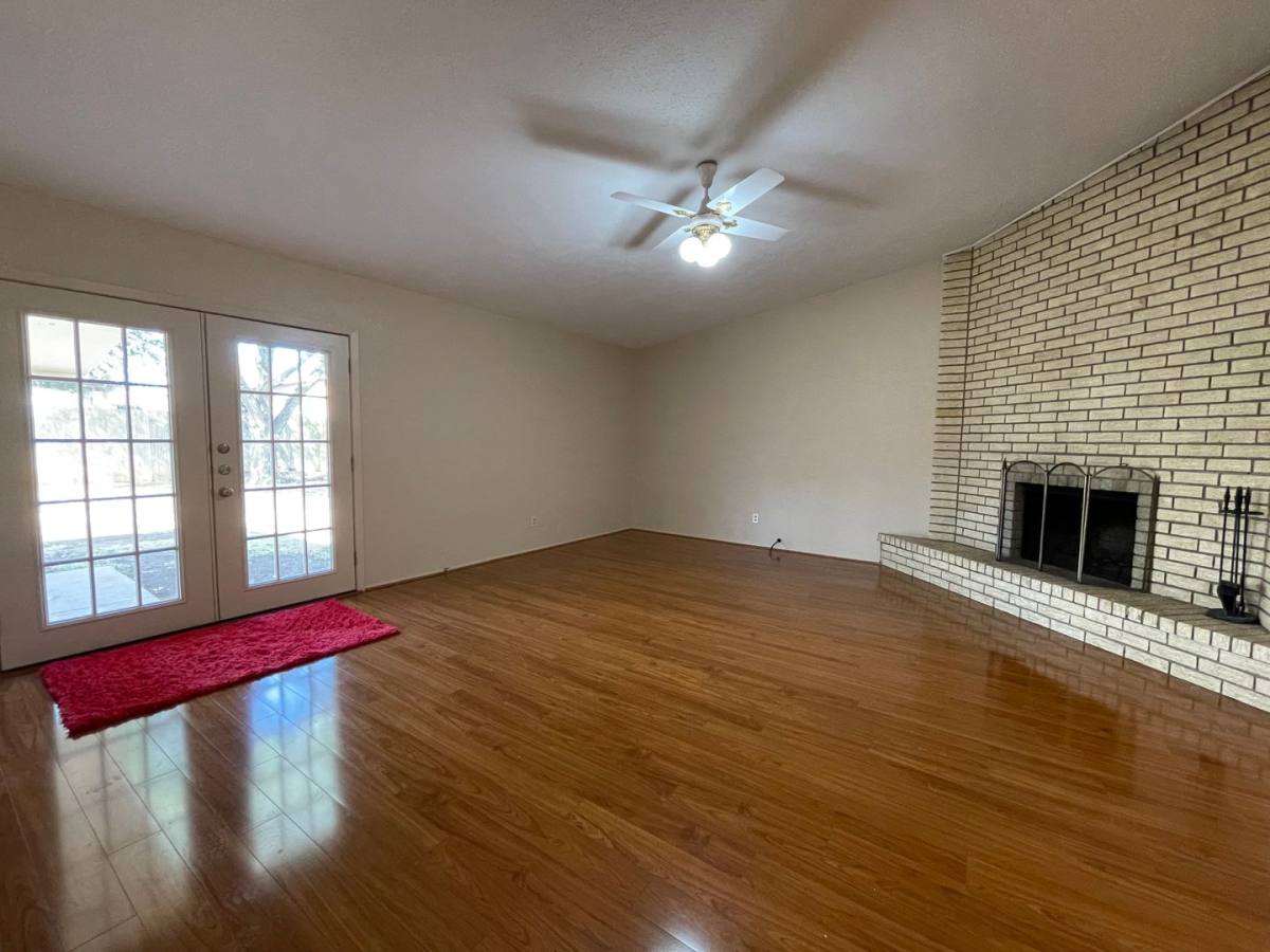 House for rent at 3832 Bridalwreath Dr, Fort Worth, TX 76133