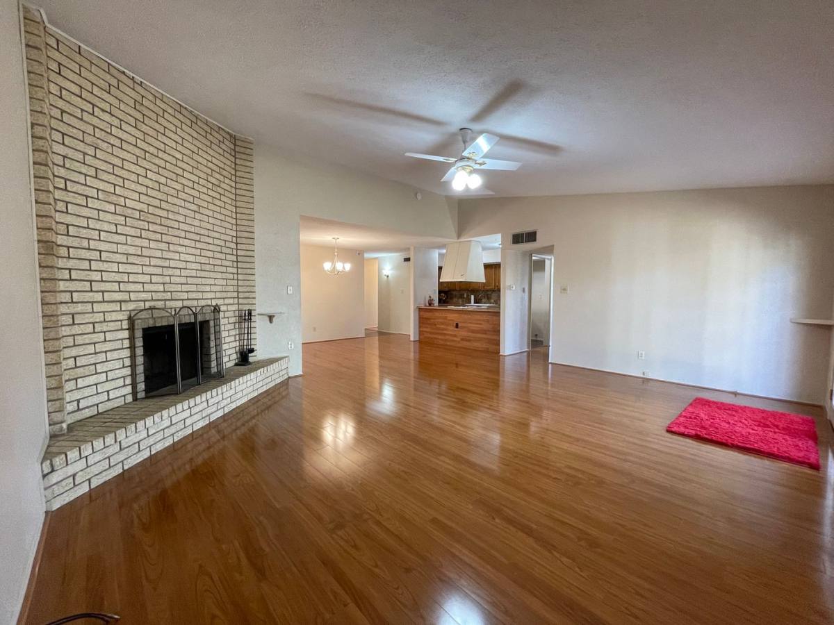 House for rent at 3832 Bridalwreath Dr, Fort Worth, TX 76133