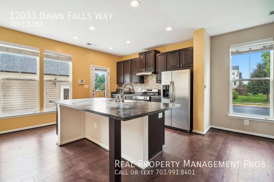 Townhouse for rent at 12033 Dawn Falls Way, Bristow, VA 20136