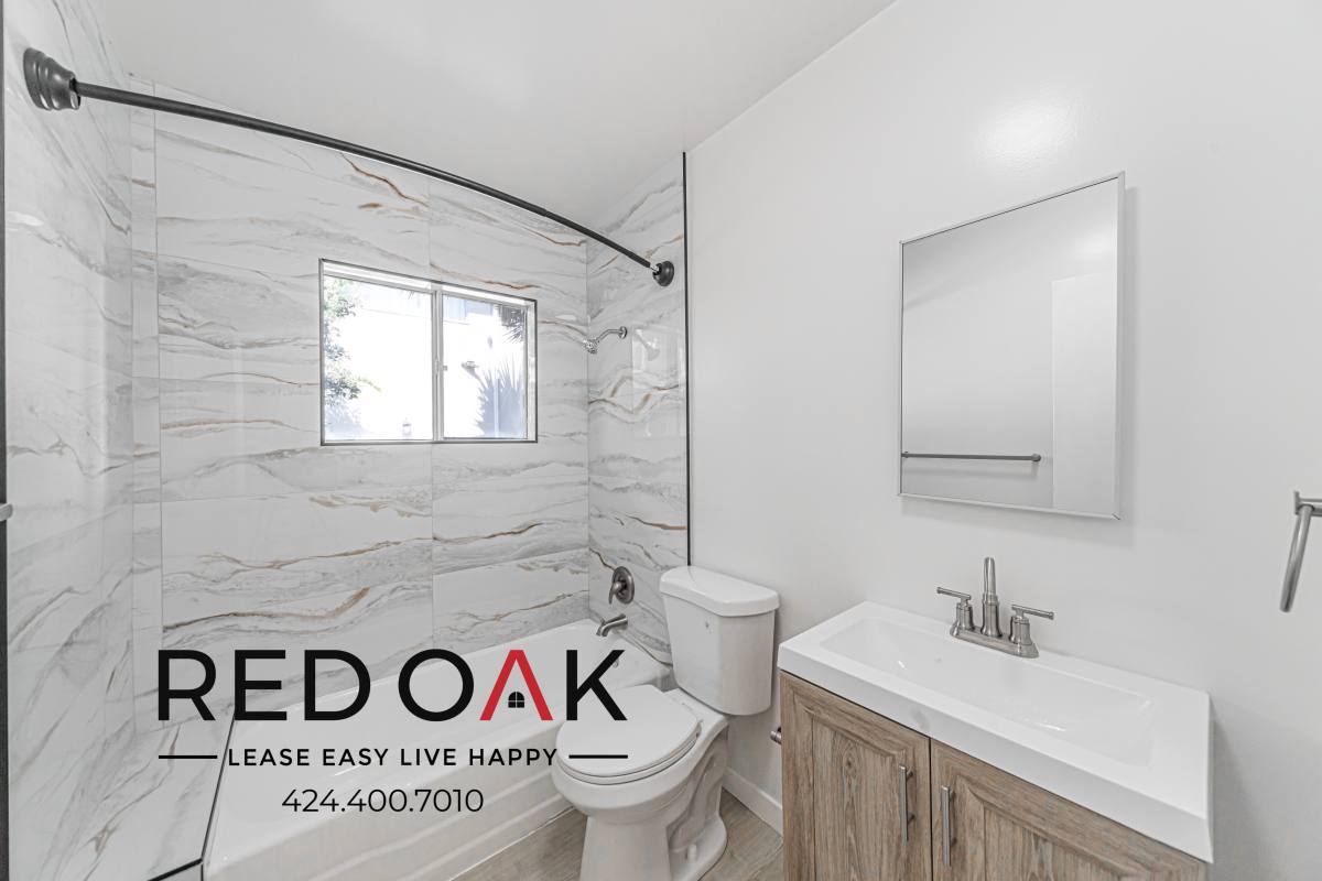Condo for rent at 5832 Carlton Way #1B, Los Angeles, CA 90028