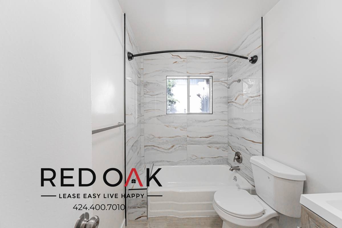 Condo for rent at 5832 Carlton Way #1B, Los Angeles, CA 90028