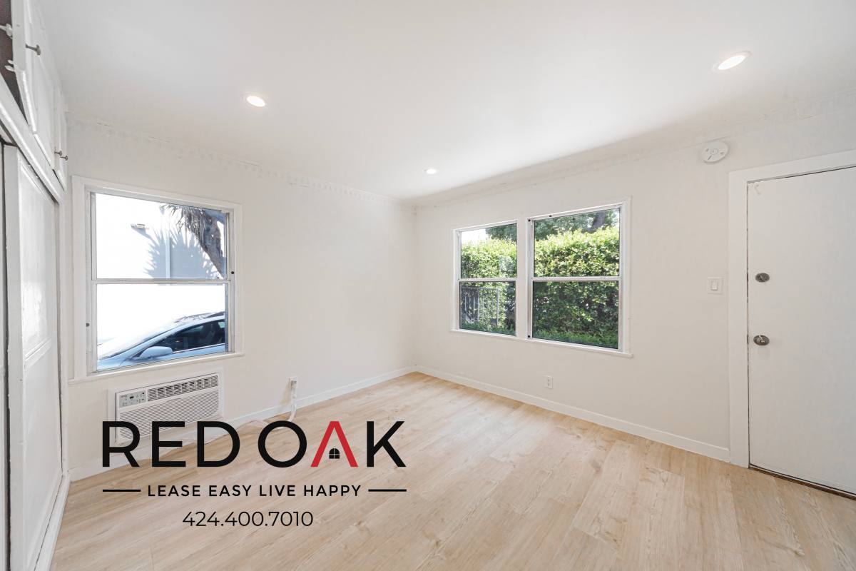 Condo for rent at 5832 Carlton Way #1B, Los Angeles, CA 90028