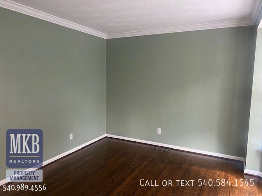 House for rent at 6564 Monet Dr, Roanoke, VA 24018