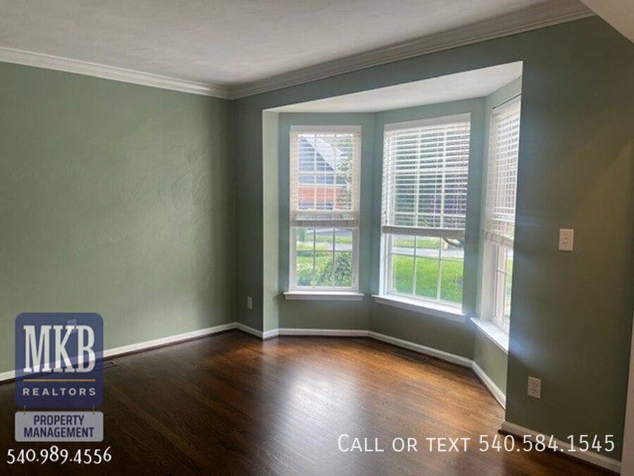 House for rent at 6564 Monet Dr, Roanoke, VA 24018