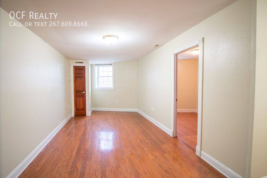 Apartment for rent at 1124 E Passyunk Ave #3, Philadelphia, PA 19147