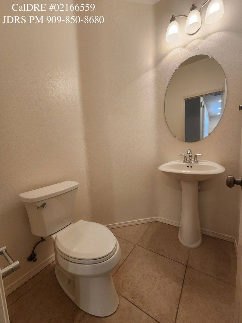 House for rent at 13891 Huntervale Dr, Corona, CA 92880