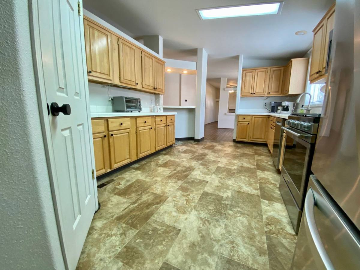House for rent at 10410 F Ave, La Grande, OR 97850