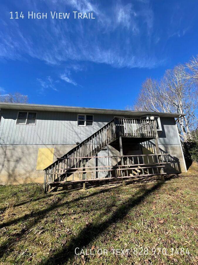 House for rent at 114 High View Trail, Burnsville, NC 28714