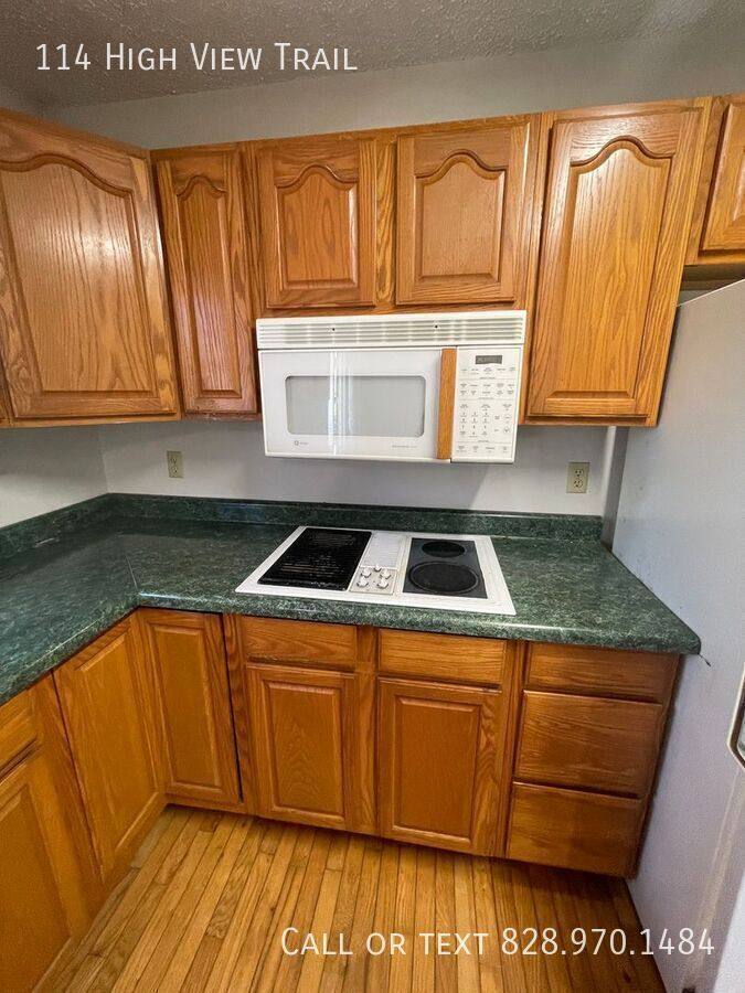 House for rent at 114 High View Trail, Burnsville, NC 28714