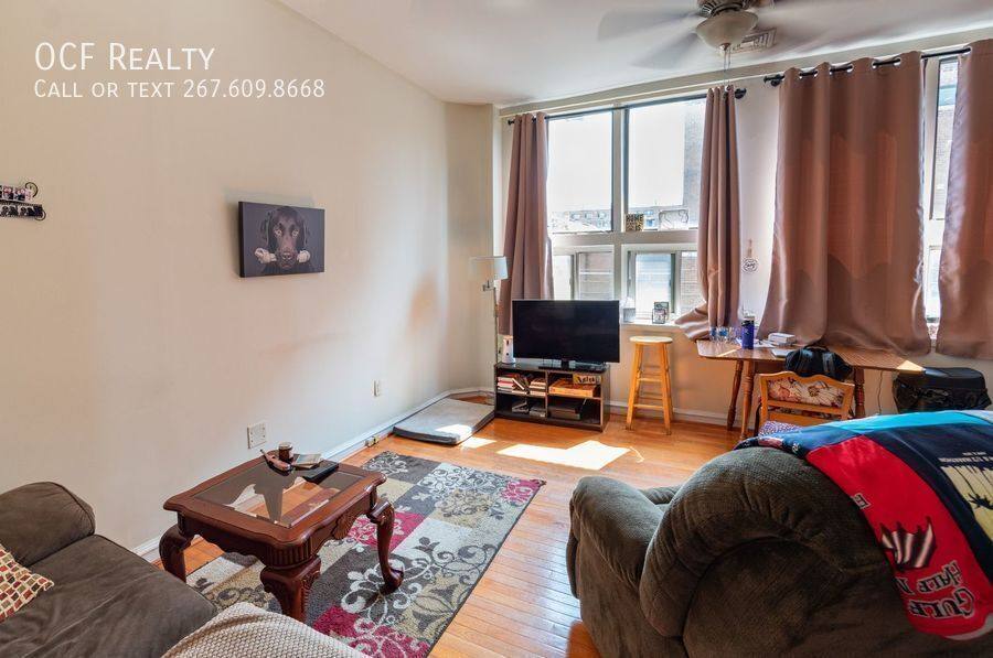 Apartment for rent at 526 S 3rd St #2F, Philadelphia, PA 19147