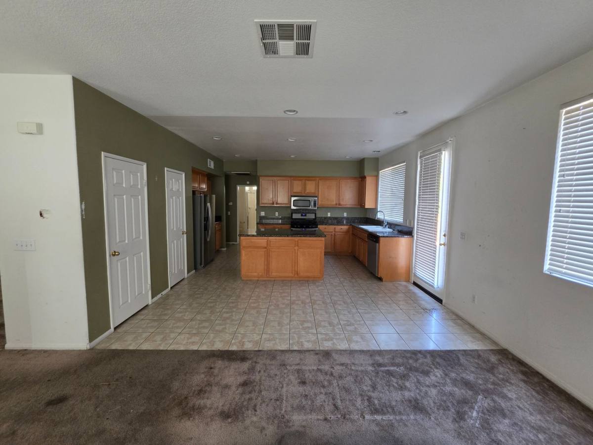 House for rent at 41109 Engelmann Oak, Murrieta, CA 92562