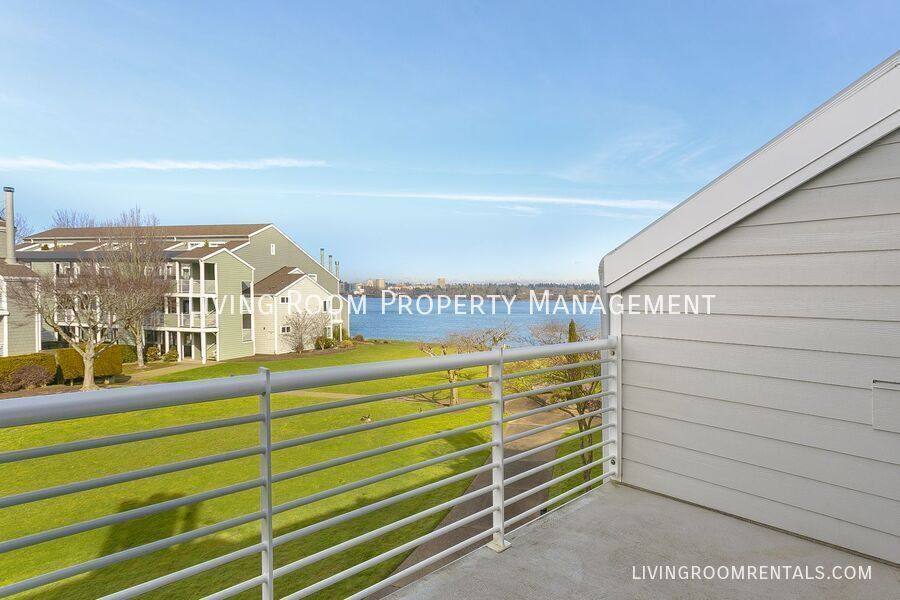 Condo for rent at 183 N Hayden Bay Dr, Portland, OR 97217