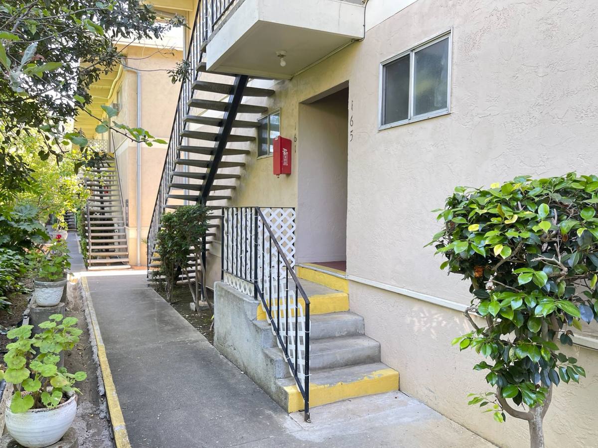 Apartment for rent at 129-191 Hilborn St, Vallejo, CA 94590