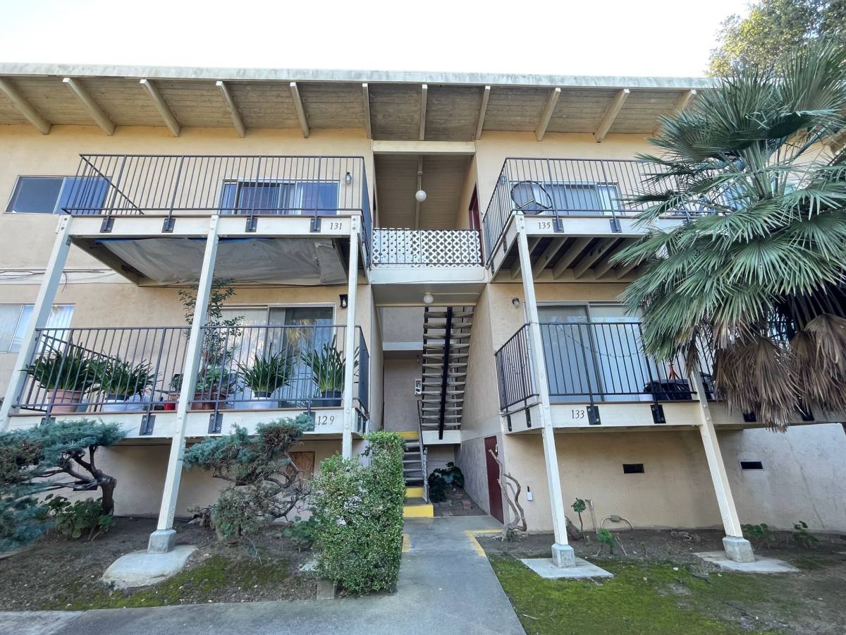 Apartment for rent at 129-191 Hilborn St, Vallejo, CA 94590