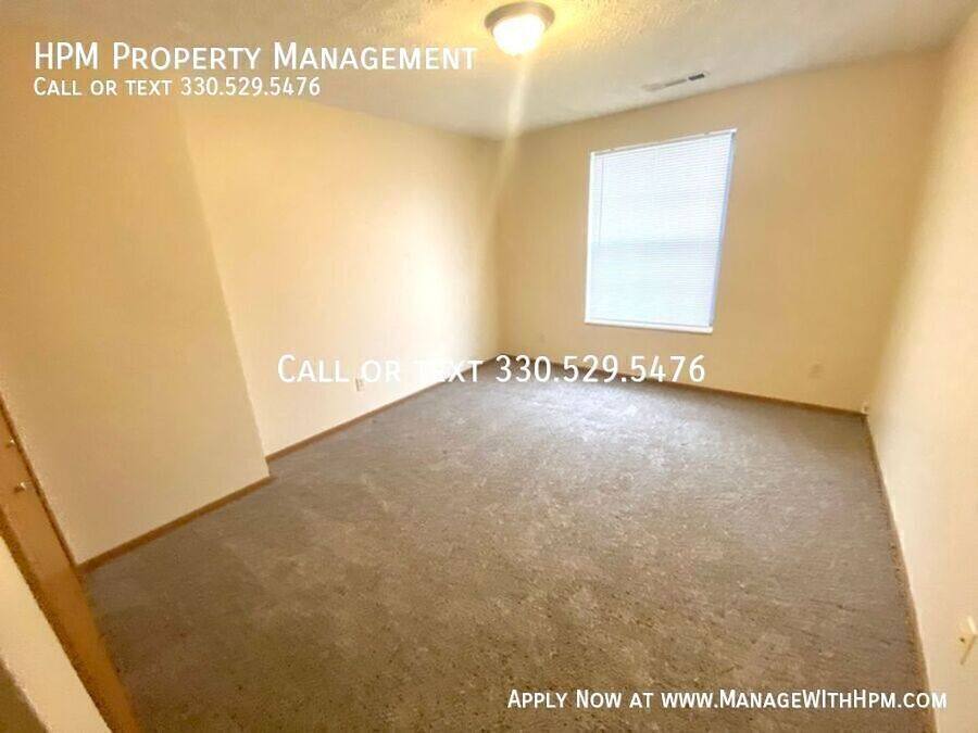 Apartment for rent at 1876 Ledgewood Blvd NE #B11, Massillon, OH 44646