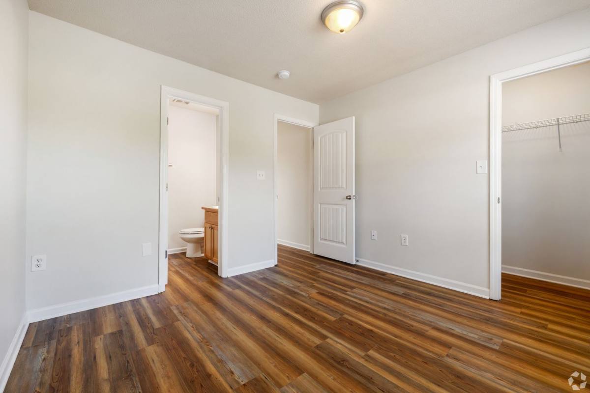 Townhouse for rent at 2415 Seth Place7 B10, Valdosta, GA 31602